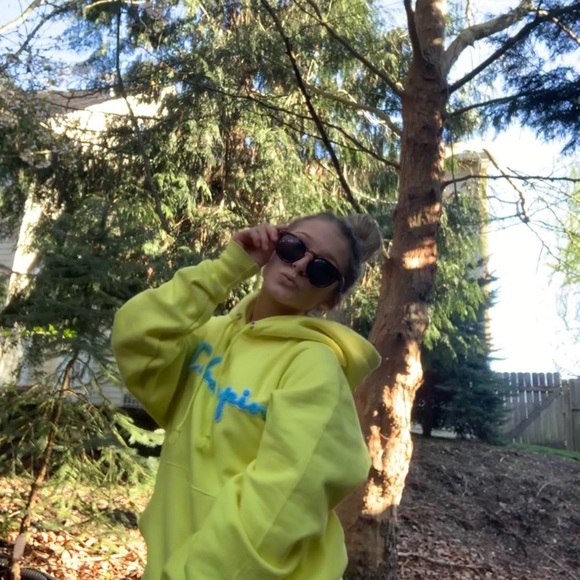 GO TO NEW ACC @bailey_bae!!!!!! DONT BUY ANYTHING! - Picture 1 of 1